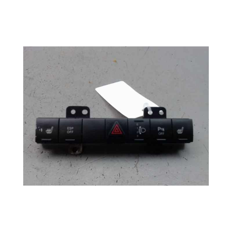 BOUTON DE WARNING DODGE NITRO 2007-