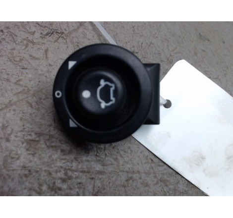 COMMANDE RETROVISSEUR EXT ELECTRIQUE