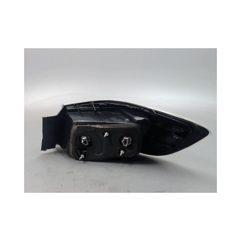FEU ARRIERE GAUCHE  MAZDA 3 BERL. I PHASE 1 2003-2006