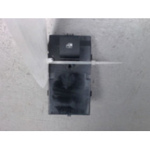 COMMANDE LEVE-GLACE PORTE AVD OPEL MERIVA
