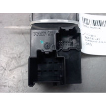 COMMANDE LEVE-GLACE PORTE AVD OPEL MERIVA
