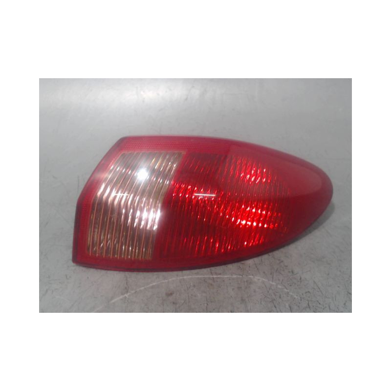 FEU ARRIERE DROIT ALFA ROMEO 147 2004-