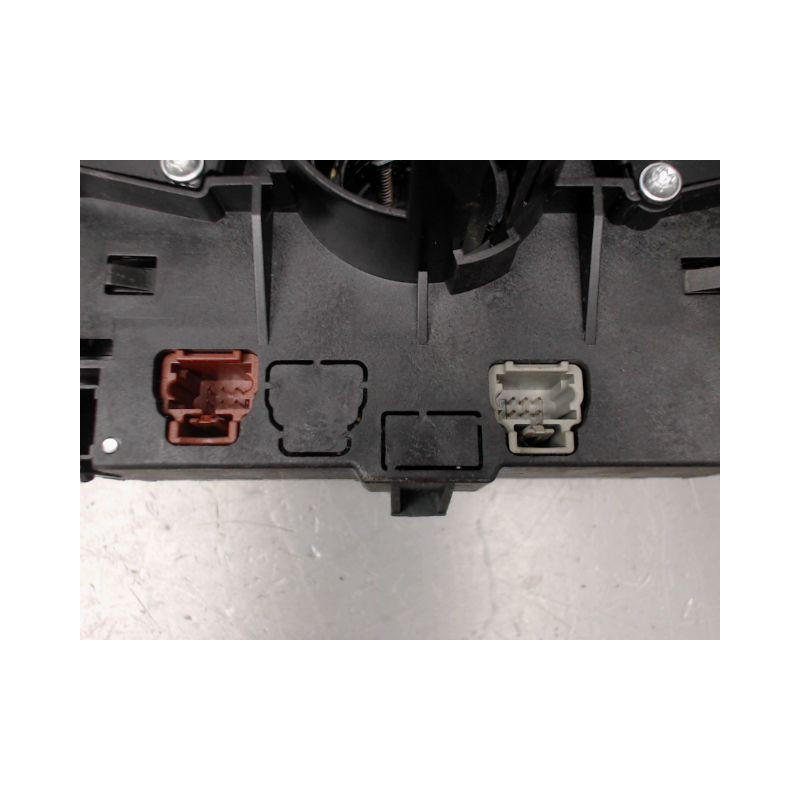 BLOC COMMODOS PEUGEOT 207