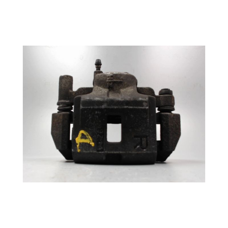 ETRIER DE FREIN AVANT DROIT MAZDA 323