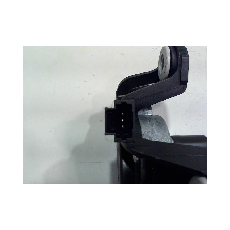MOTEUR ESSUIE-GLACE ARRIERE RENAULT MEGANE III Phase 1 2008-2012