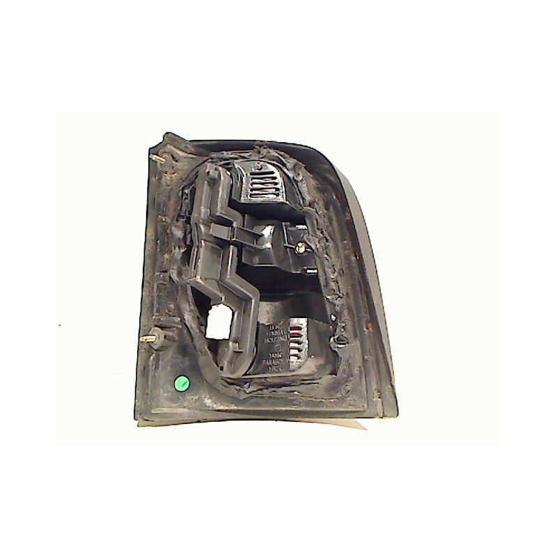 FEU ARRIERE GAUCHE  NISSAN MICRA 96-98