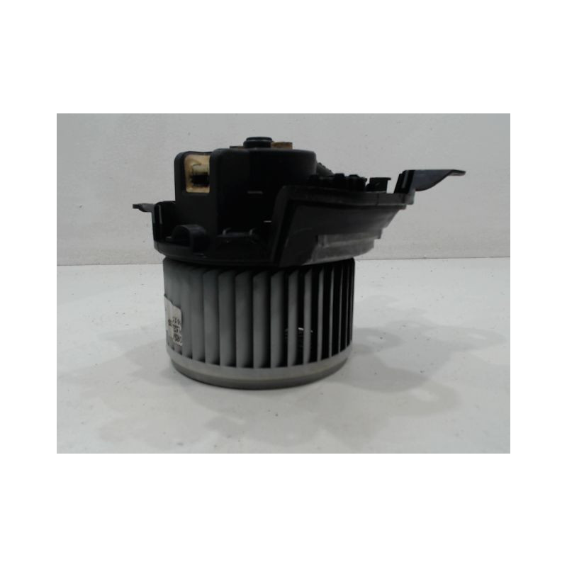 MOTEUR VENTILATEUR CHAUFFAGE OPEL CORSA