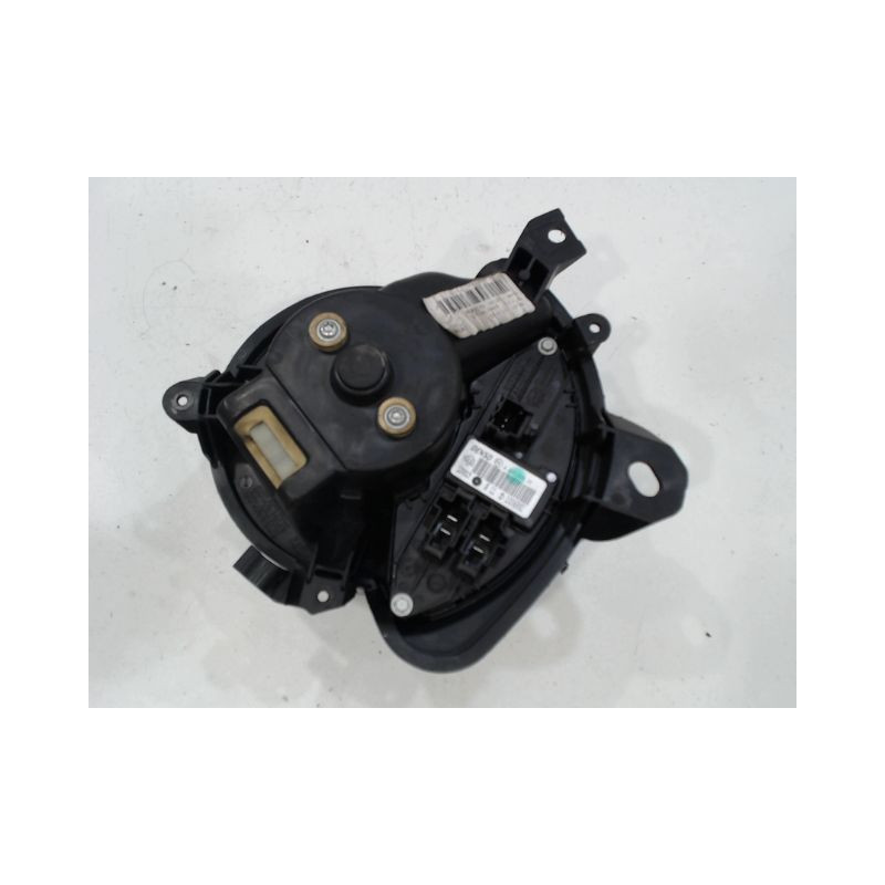MOTEUR VENTILATEUR CHAUFFAGE OPEL CORSA