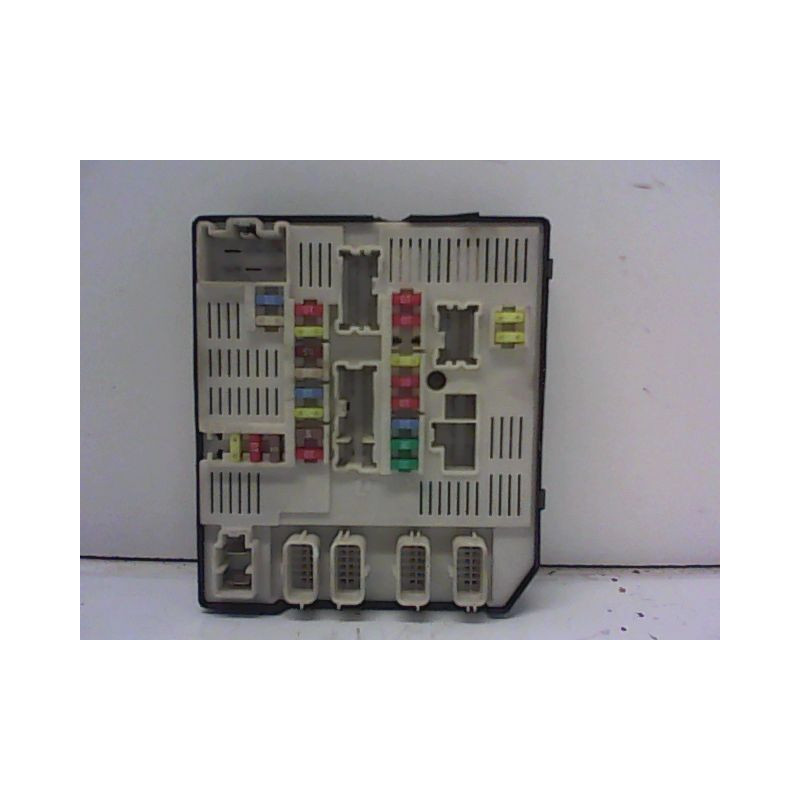 PLATINE FUSIBLE AVANT RENAULT MEGANE