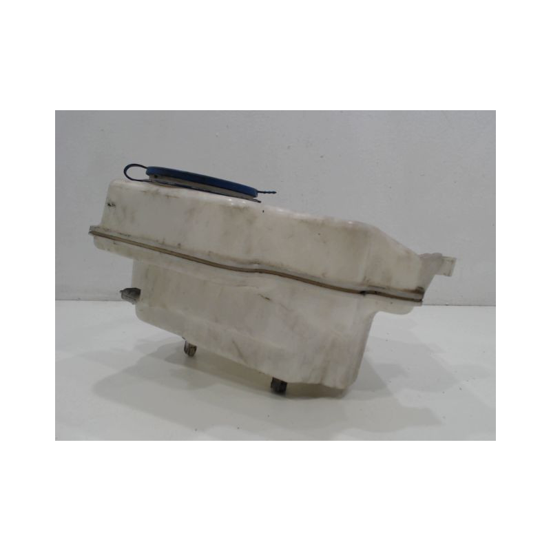 RESERVOIR LAVE-GLACE AVANT MERCEDES CLASSE B