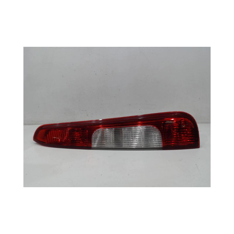 FEU ARRIERE DROIT FORD FOCUS