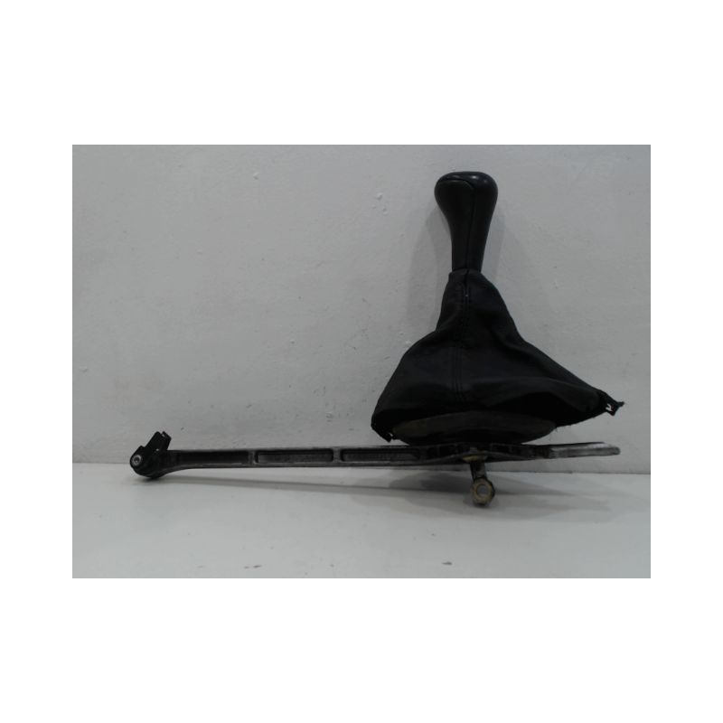 LEVIER DE VITESSES B.M.W. SERIE 3 325 ti