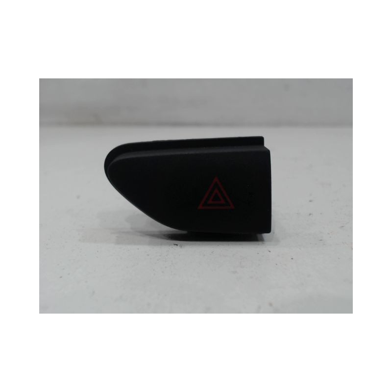 BOUTON DE WARNING RENAULT CLIO