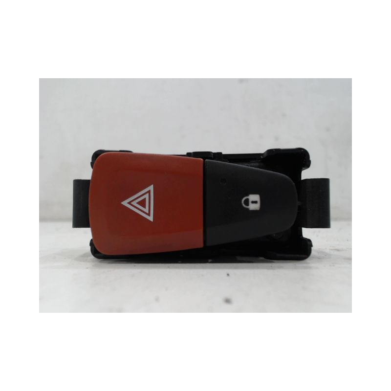 BOUTON DE WARNING RENAULT MEGANE