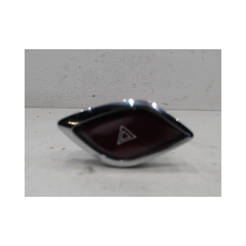 BOUTON DE WARNING CITROEN C3