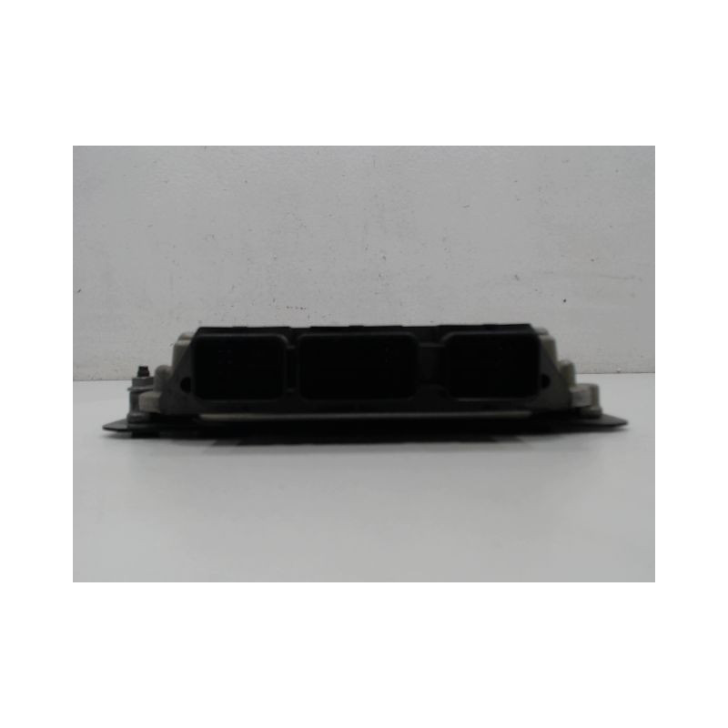 CALCULATEUR MOTEUR CITROEN C4