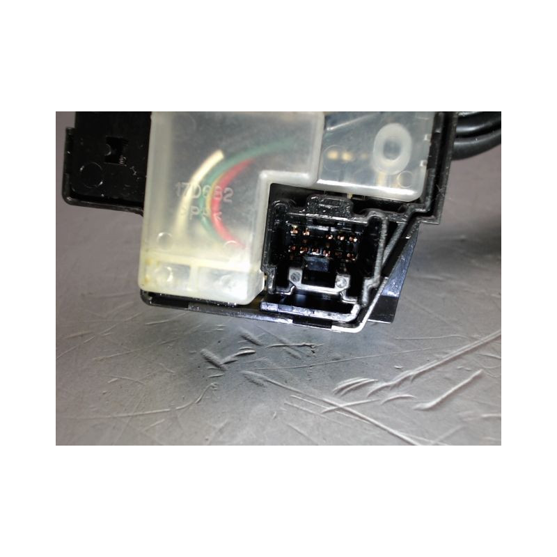 COMMANDE CLIGNOTANT MAZDA 5