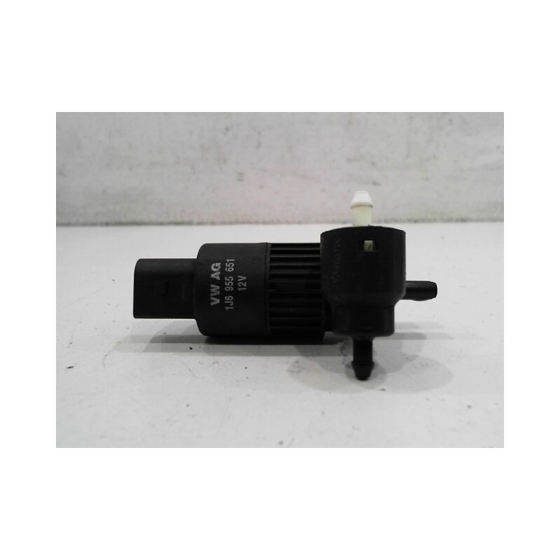 POMPE LAVE-GLACE AVANT VOLKSWAGEN GOLF