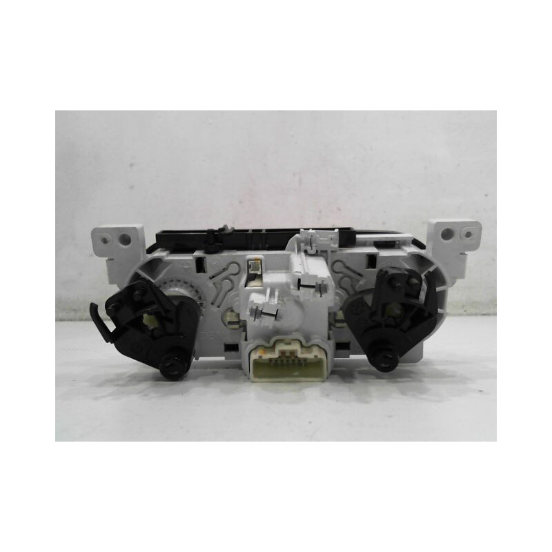 COMMANDE DE CHAUFFAGE DACIA SANDERO