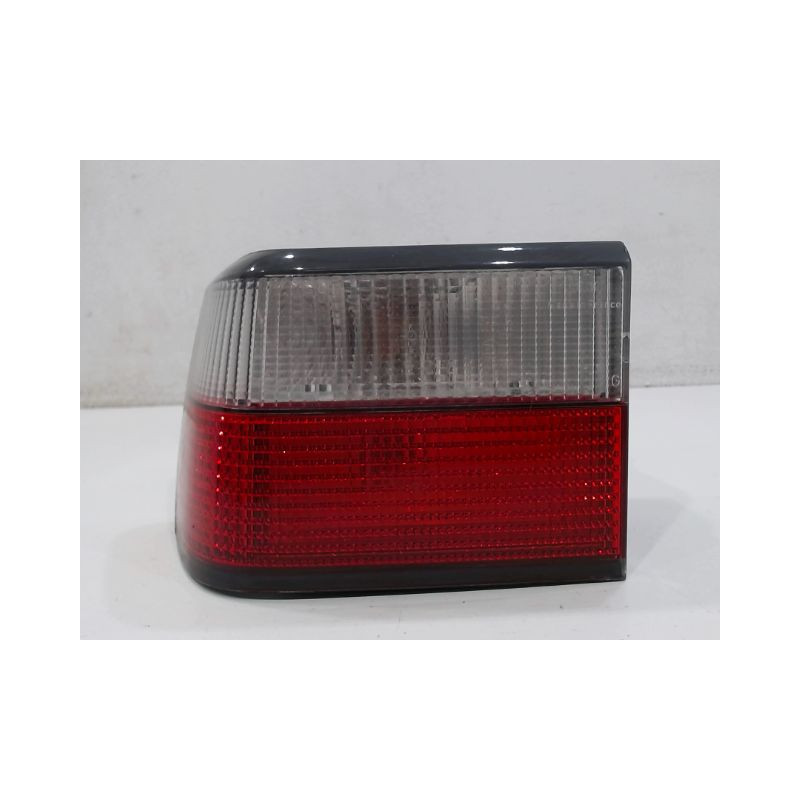 FEU ARRIERE GAUCHE  CITROEN XANTIA 97-2002
