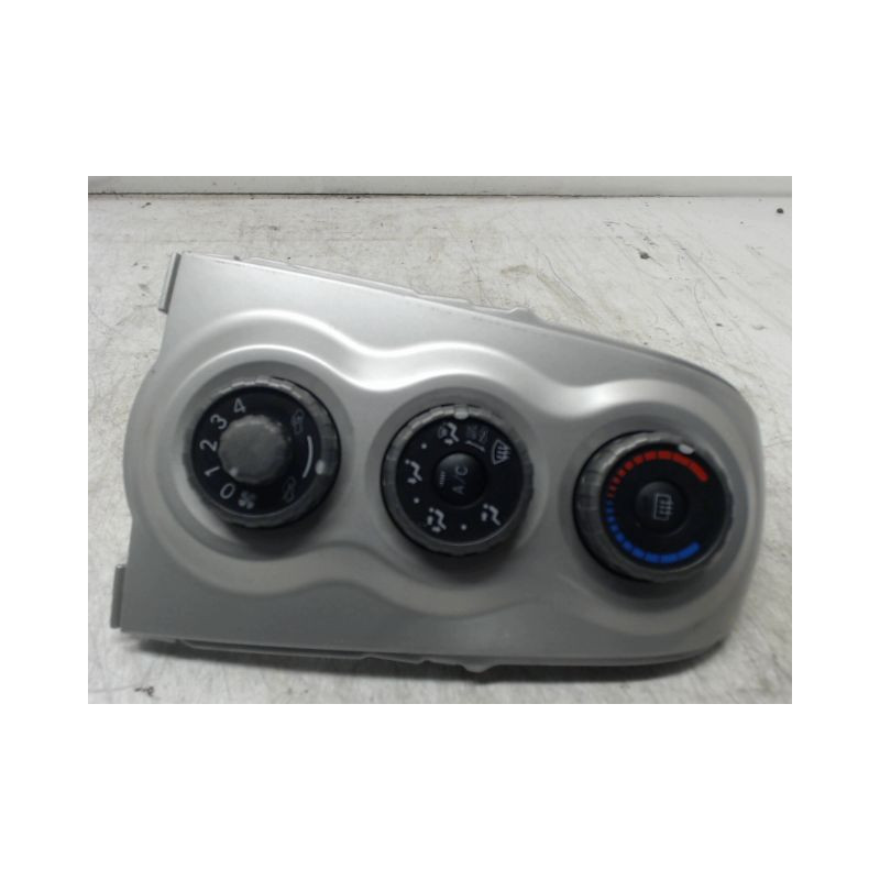 COMMANDE DE CHAUFFAGE TOYOTA YARIS