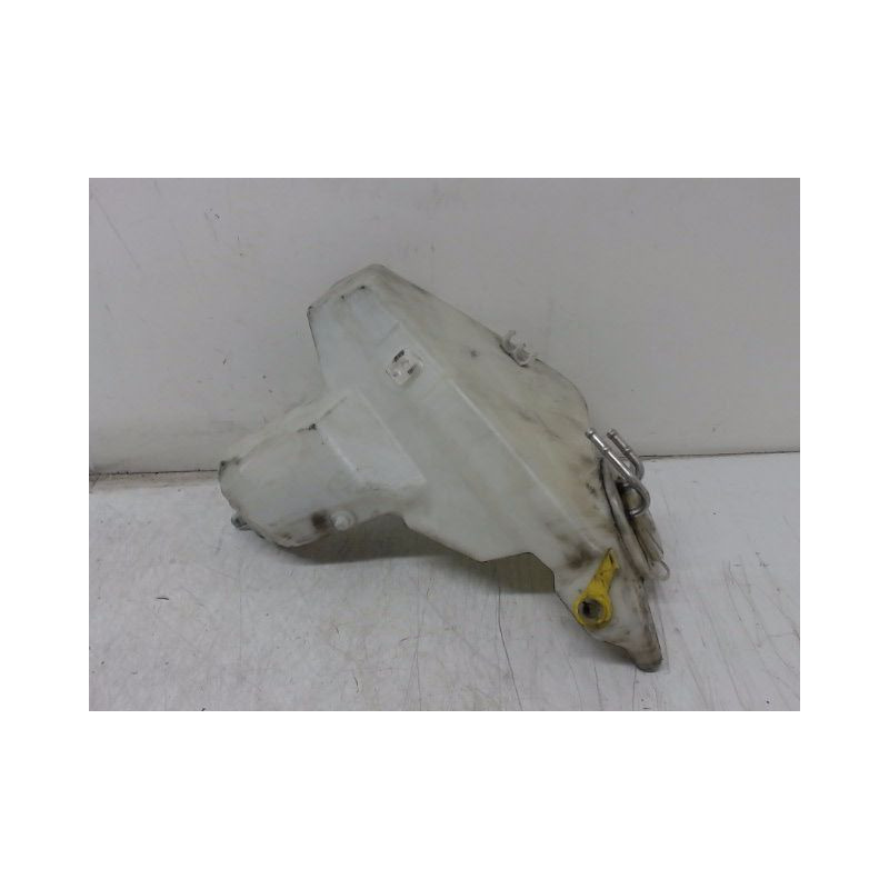 RESERVOIR LAVE-GLACE AVANT MERCEDES CLASSE A