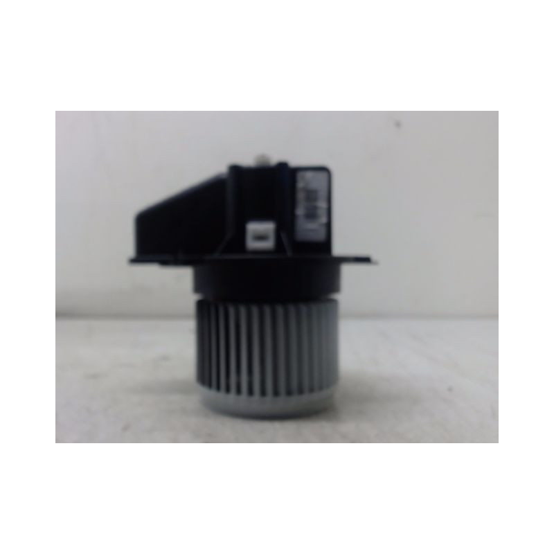MOTEUR VENTILATEUR CHAUFFAGE FIAT 500