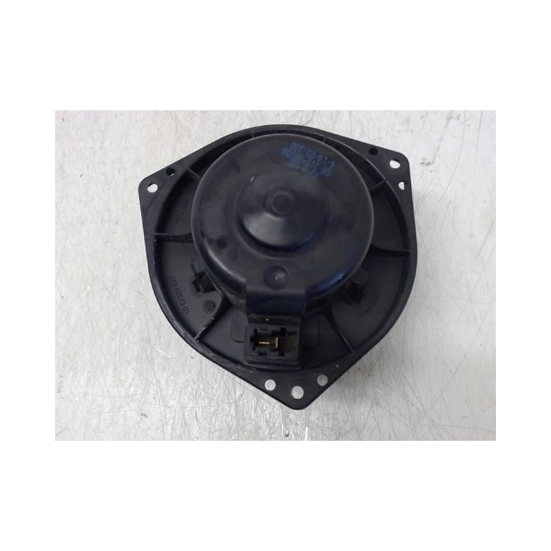 MOTEUR VENTILATEUR CHAUFFAGE SUZUKI IGNIS