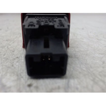 BOUTON DE WARNING NISSAN MICRA
