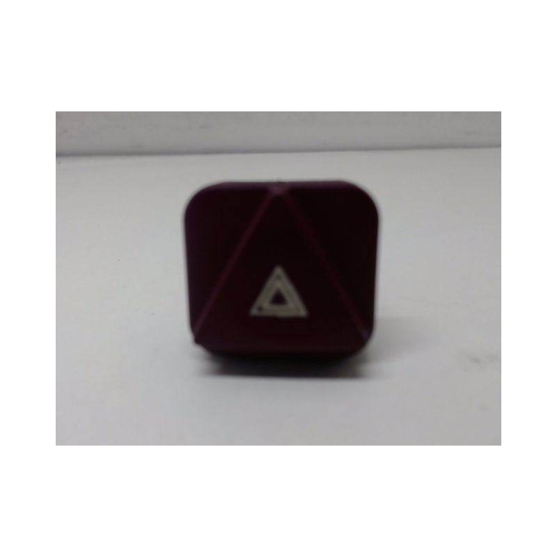 BOUTON DE WARNING PEUGEOT 407 SW