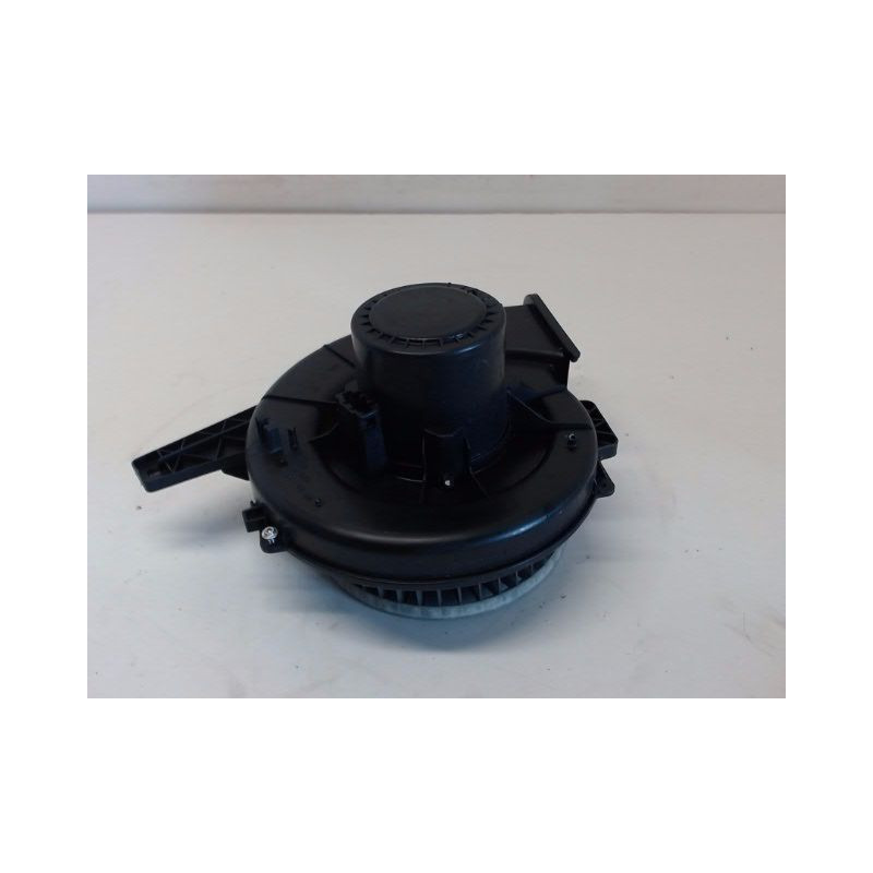 MOTEUR VENTILATEUR CHAUFFAGE VOLKSWAGEN POLO 2005-