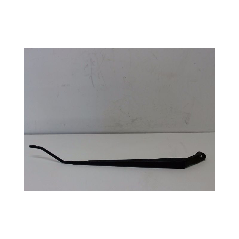 BRAS ESSUIE-GLACE AVANT DROIT TOYOTA COROLLA VERSO 2007-
