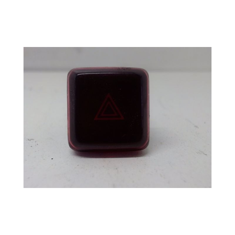 BOUTON DE WARNING CITROEN C3