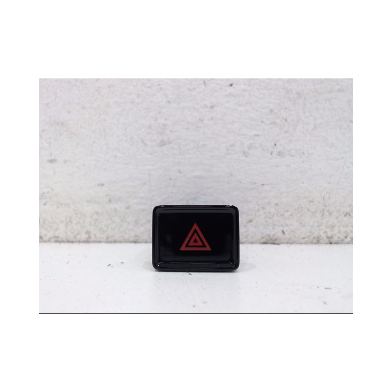 BOUTON DE WARNING VOLKSWAGEN POLO