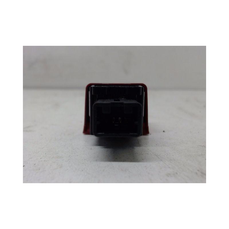 BOUTON DE WARNING NISSAN MICRA 2005-2007