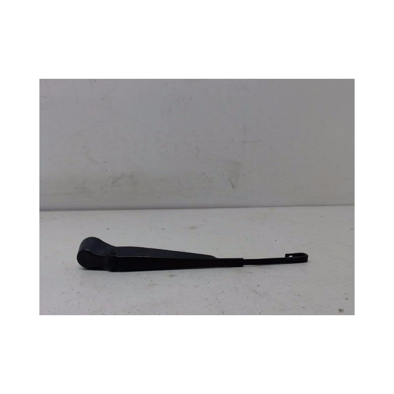 BRAS ESSUIE-GLACE ARRIERE FORD FIESTA 02 -05