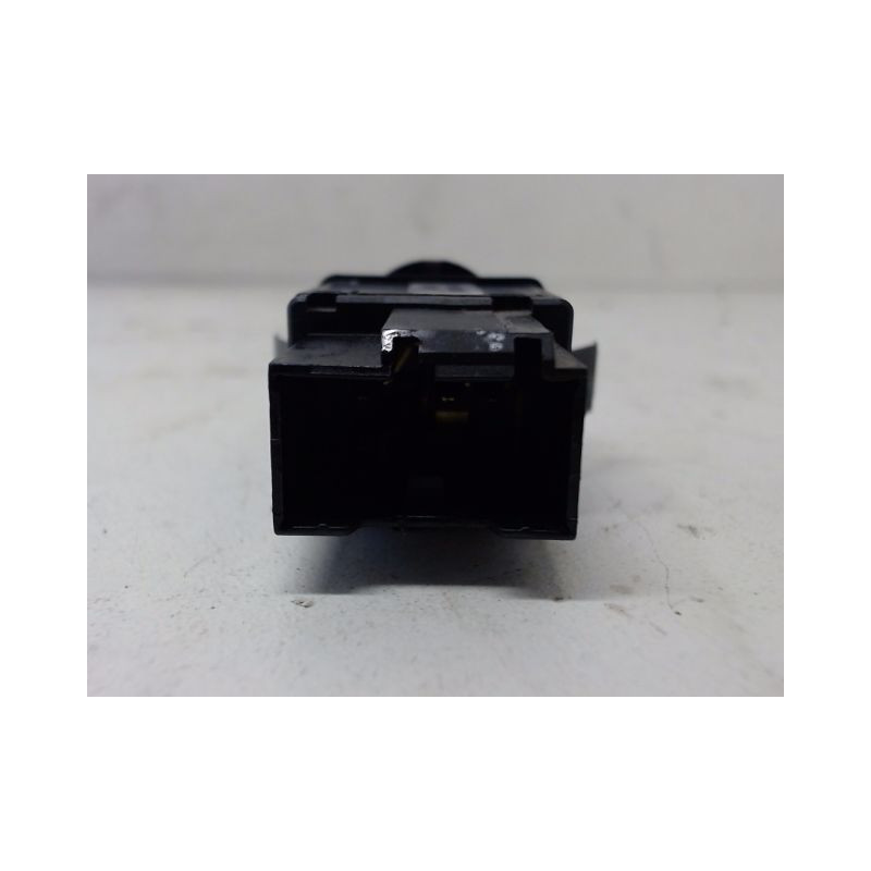 BOUTON DE WARNING SEAT IBIZA 2006-