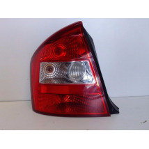 FEU ARRIERE GAUCHE  KIA CERATO 4P