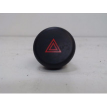 BOUTON DE WARNING NISSAN JUKE