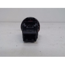 BOUTON DE WARNING NISSAN JUKE