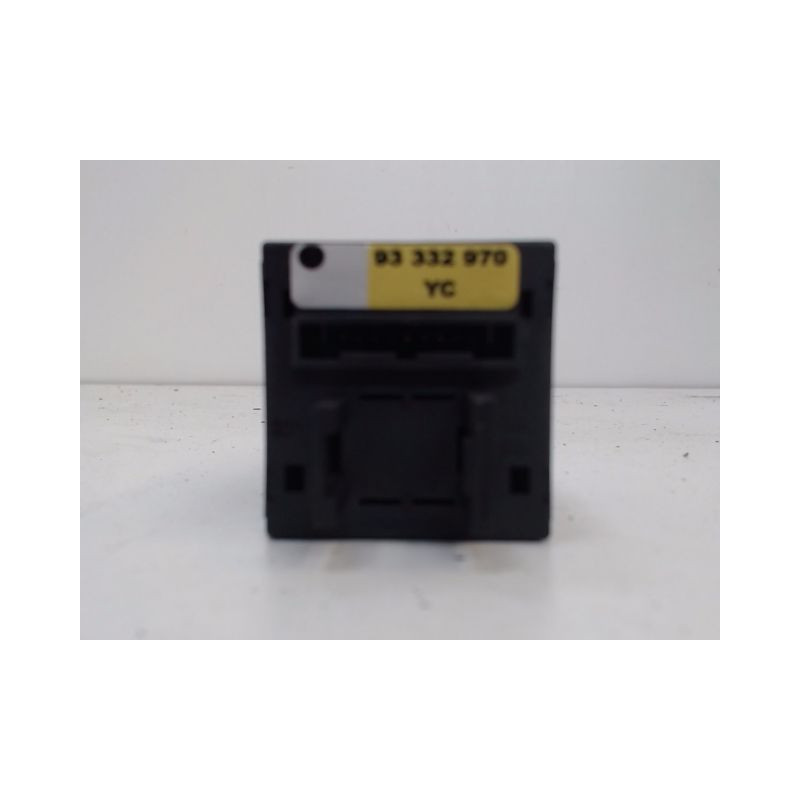 BOUTON DE WARNING OPEL MERIVA 2003-2005