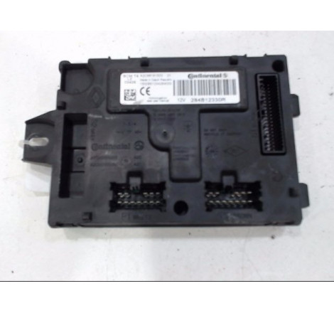 PLATINE FUSIBLE HABITACLE