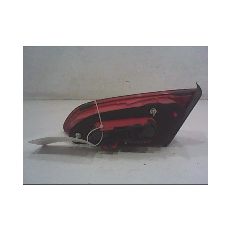 FEU ARRIERE INTERIEUR GAUCHE ALFA ROMEO 159