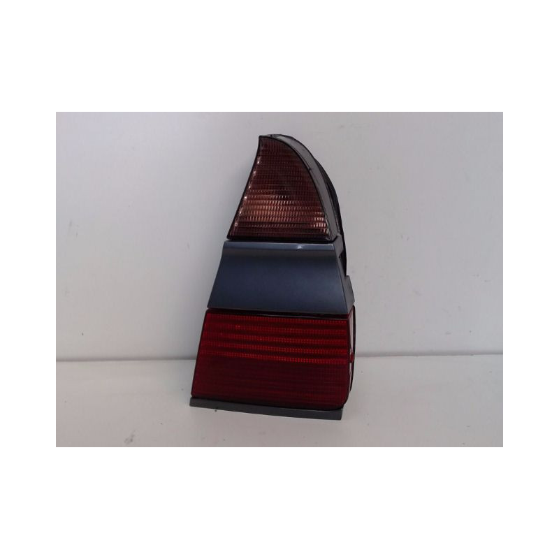 FEU ARRIERE DROIT CITROEN XM -94