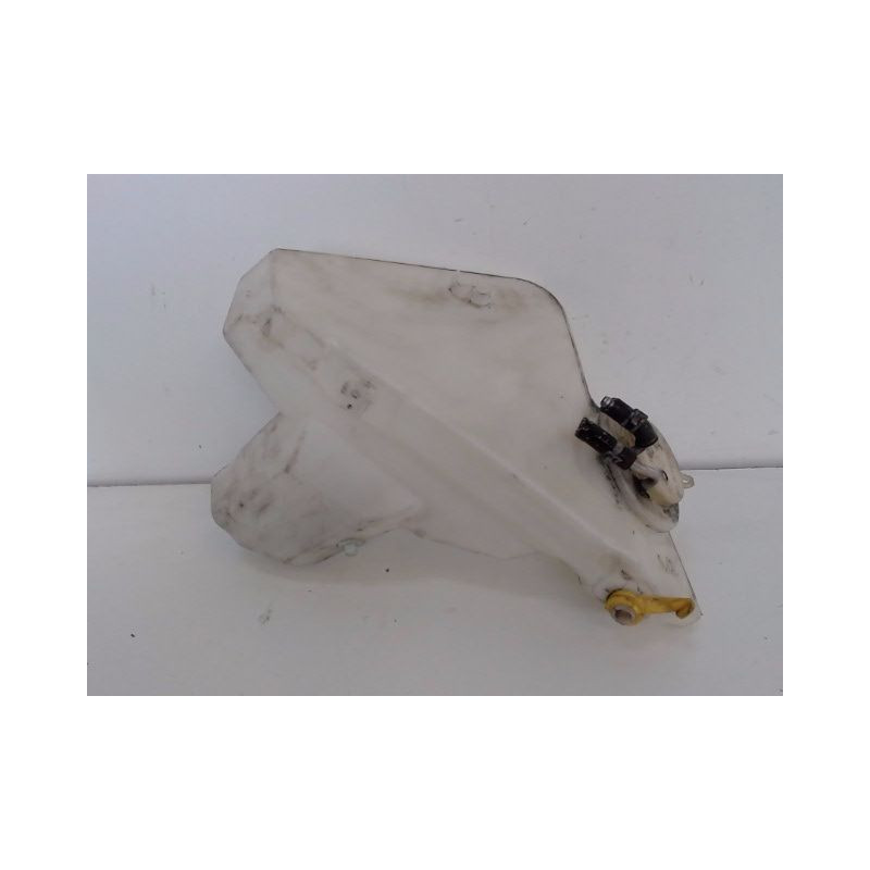 RESERVOIR LAVE-GLACE AVANT MERCEDES CLASSE A - 2001