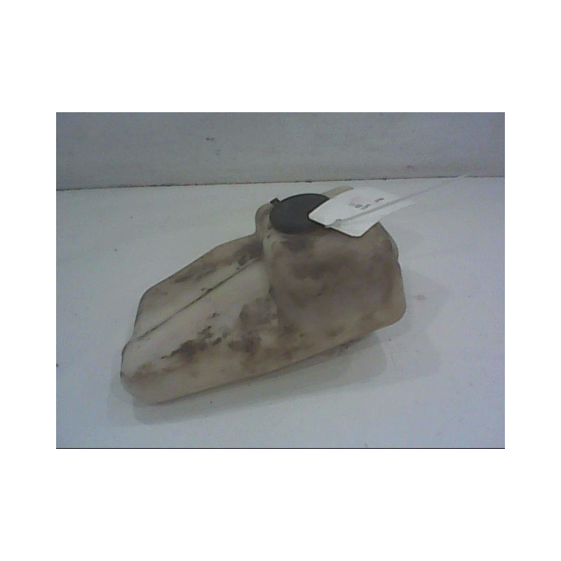 RESERVOIR LAVE-GLACE AVANT CITROEN C15