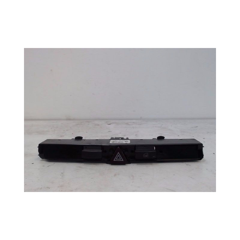 BOUTON DE WARNING OPEL ZAFIRA