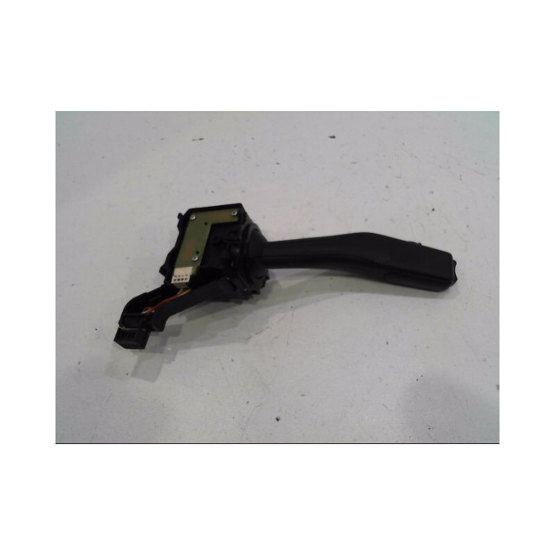 COMMANDE CLIGNOTANT VOLKSWAGEN GOLF V 2003-2009