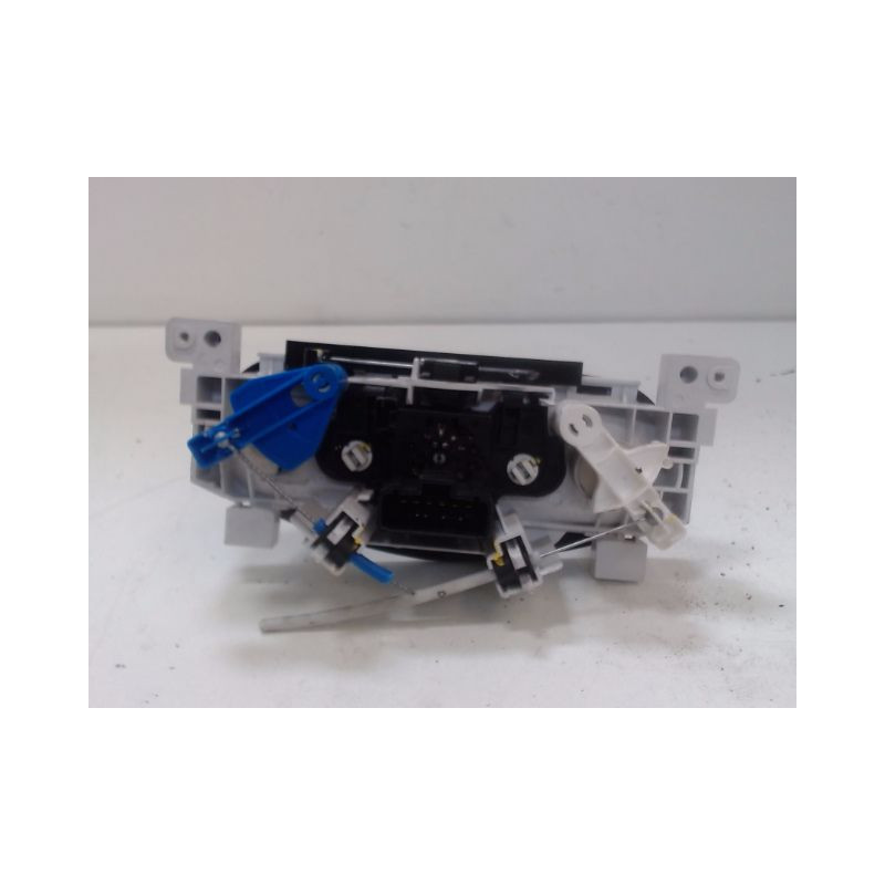 COMMANDE DE CHAUFFAGE DACIA DUSTER