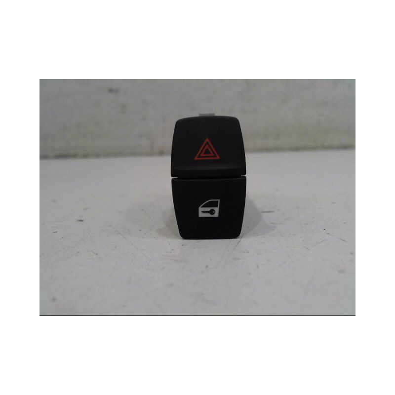 BOUTON DE WARNING B.M.W. SERIE 1